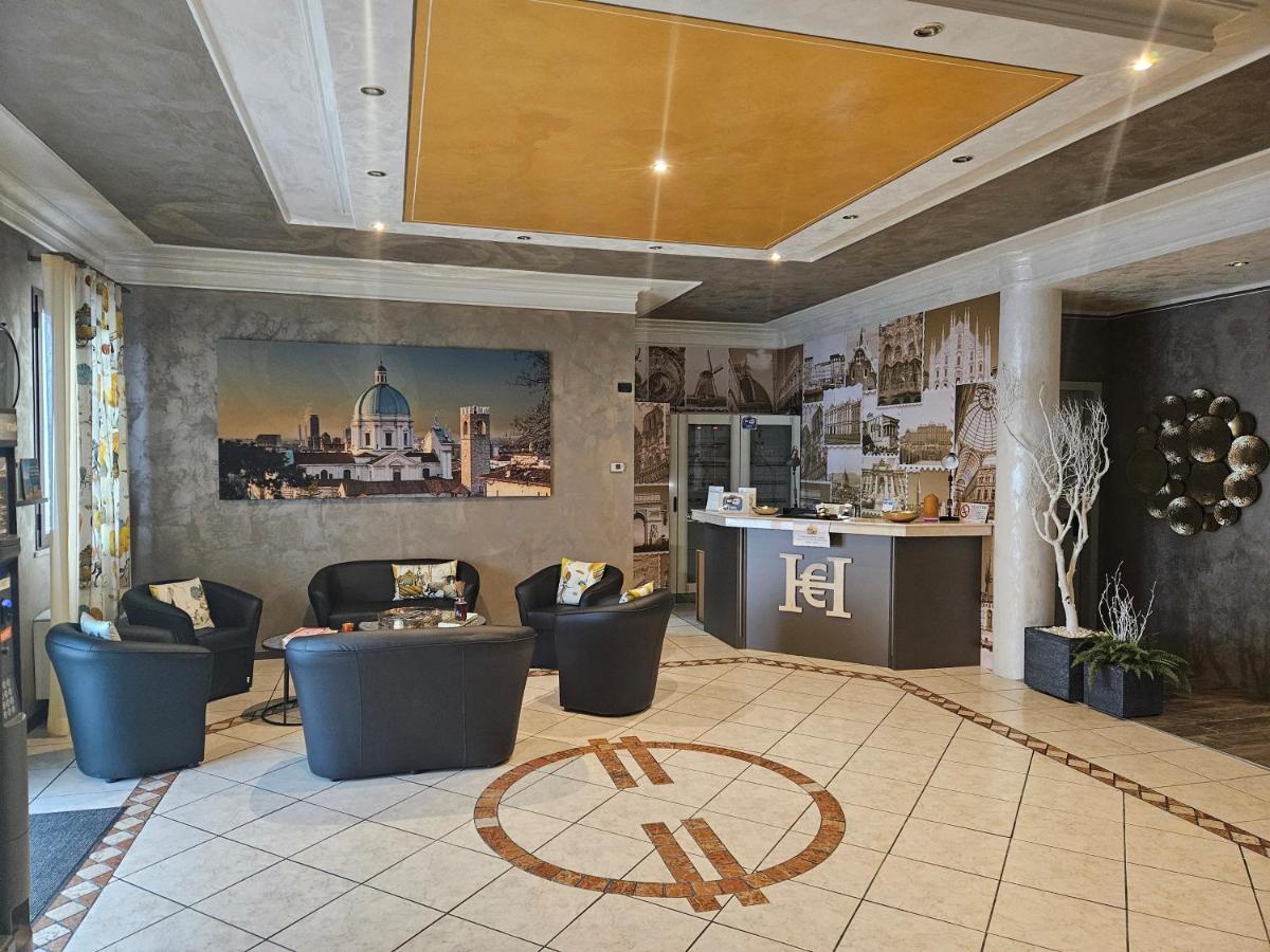 Hotel Euro Castegnato Exteriör bild